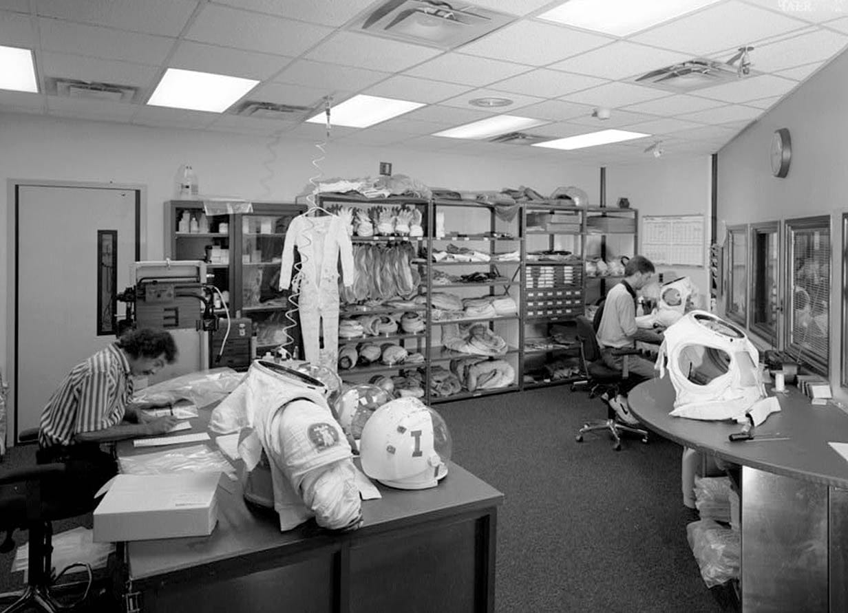 Historic Photo : Marshall Space Flight Center, Neutral Buoyancy Simulator Facility, Rideout Road, Huntsville, Madison County, AL 5 Photograph