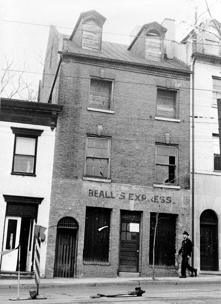 Historic Photo : Beall's Express Building, 1522 Wisconsin Avenue Northwest, Washington, District of Columbia, DC 1 Photograph