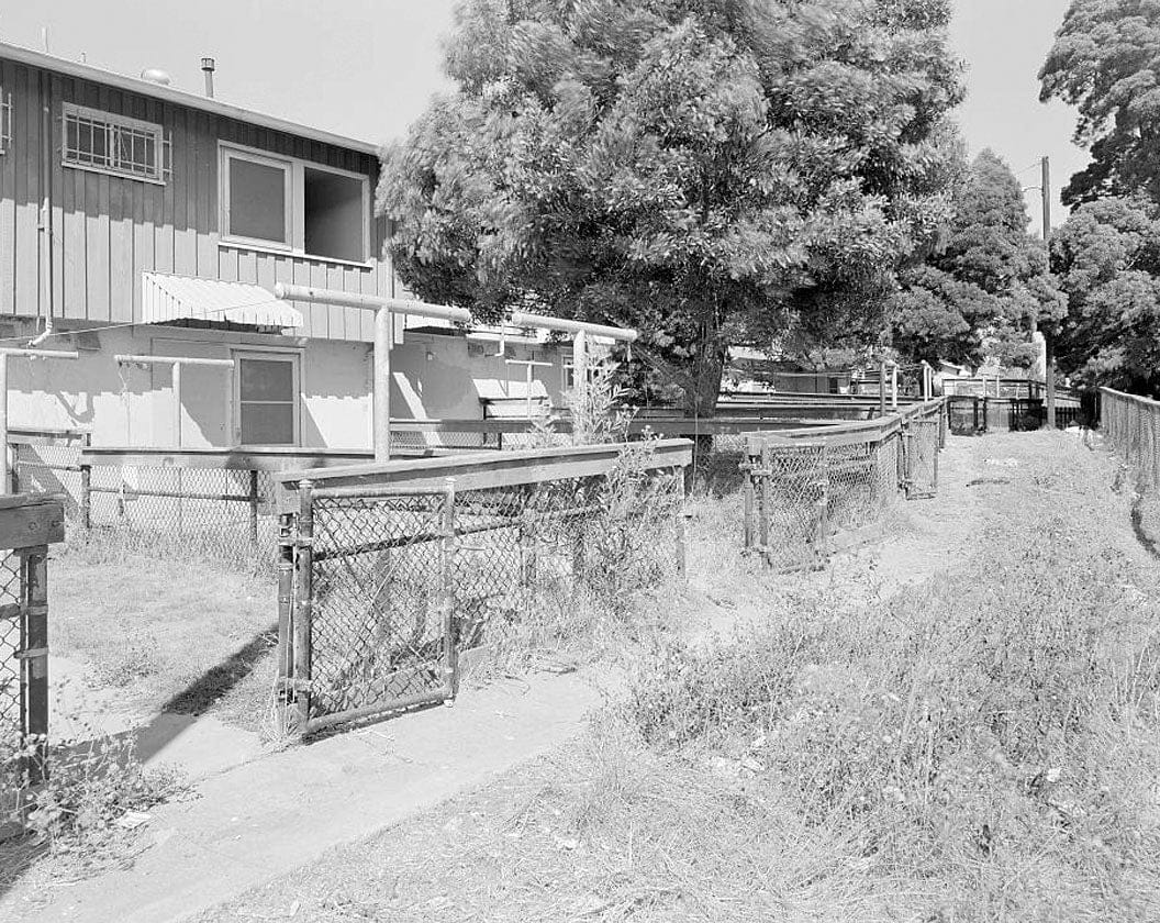 Historic Photo : Easter Hill Village, Building No. 47, East side of South Twenty-eighth Street, north of Hinkley Avenue, Richmond, Contra Costa County, CA 1 Photograph