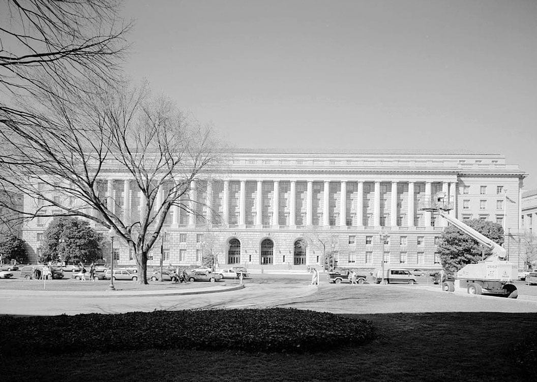 Historic Photo : Internal Revenue Service Headquarters Building, 1111 Constitution Avenue Northwest, Washington, District of Columbia, DC 1 Photograph