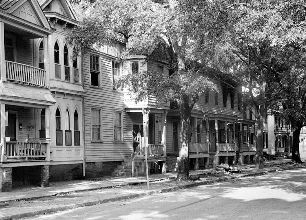 Historic Photo : Savannah Victorian Historic District, 107 West Duffy Street (House), Savannah, Chatham County, GA 1 Photograph