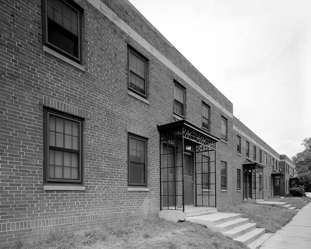 Historic Photo : Techwood Homes, Building No. 12, 428-440 Lovejoy Street, Atlanta, Fulton County, GA 1 Photograph