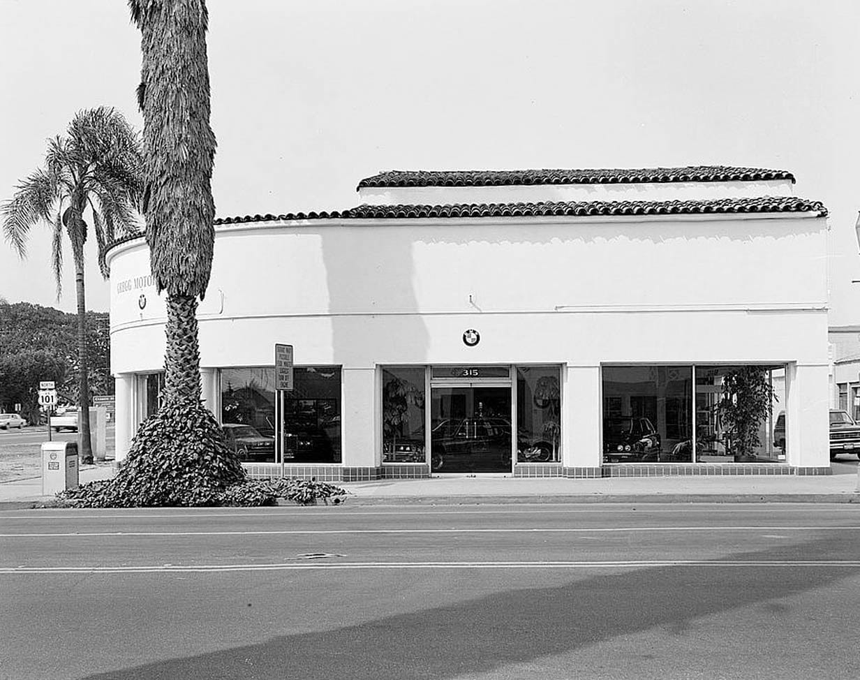 Historic Photo : V.E. Wood Auto Building, 315 State Street, Santa Barbara, Santa Barbara County, CA 1 Photograph