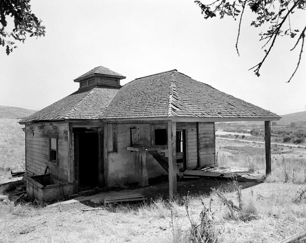 Historic Photo : Twin Oaks Dairy, Northwest of Metcalfe Road, off State Route 101 (Monterey Road), Coyote, Santa Clara County, CA 3 Photograph
