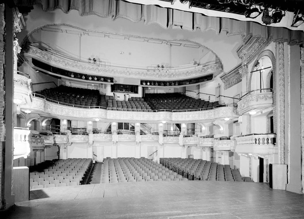 Historic Photo : Majestic Theater, 405 Main Street, Dubuque, Dubuque County, IA 7 Photograph