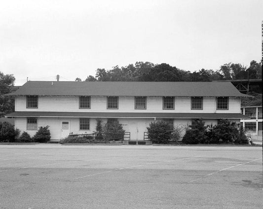 Presidio of San Francisco, Enlisted Men's Barracks Type, West end of Crissy Field, between Pearce & Maudlin Streets, San Francisco, San Francisco County, CA 5