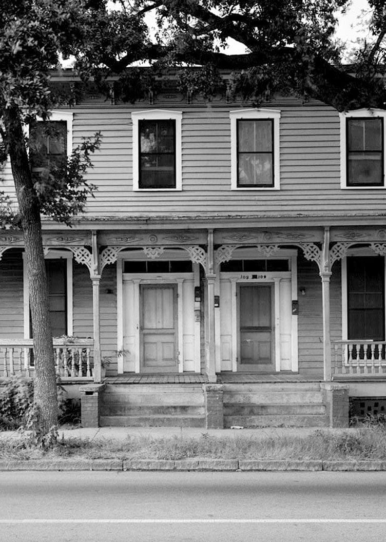 Historic Photo : Savannah Victorian Historic District, Bounded by Gwinnett, East Broad, West Broad Street & Anderson Lane, Savannah, Chatham County, GA 73 Photograph