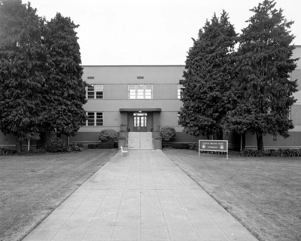 Historic Photo : Oakland Army Base, Post Headquarters Building, Alaska & Africa Streets, Oakland, Alameda County, CA 1 Photograph