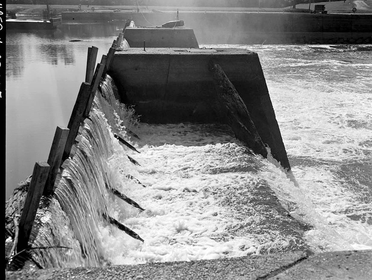Historic Photo : Ouachita River Lock & Dam No. 8, Ouachita River at River Mile 282.8, Calion, Union County, AR 4 Photograph