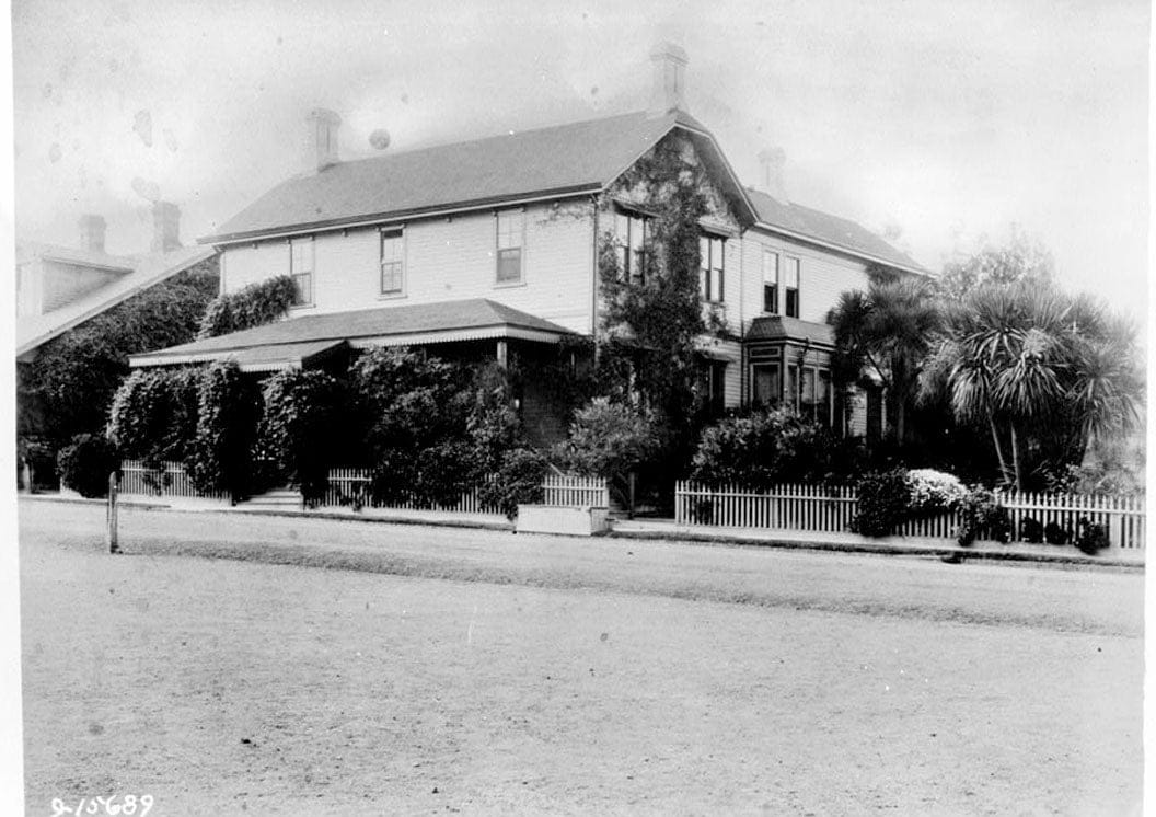 Historic Photo : Presidio of San Francisco, General Pershing's House, Moraga Avenue, San Francisco, San Francisco County, CA 1 Photograph