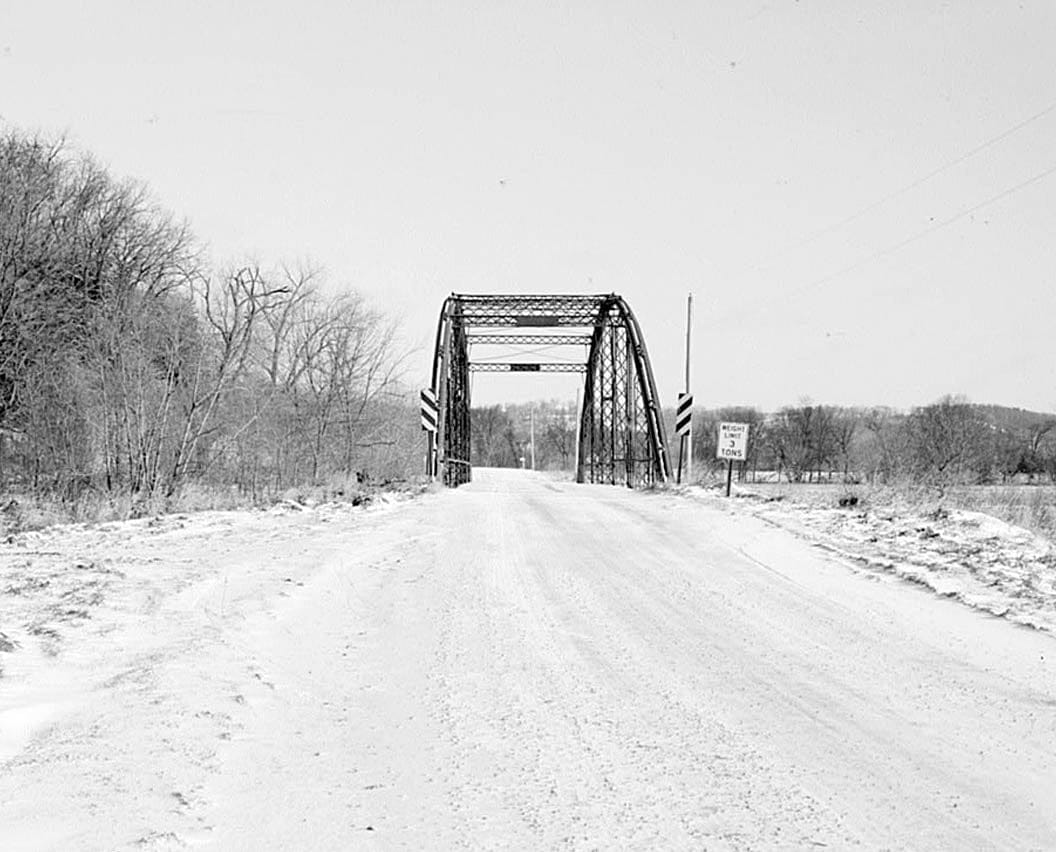 Historic Photo : Freeport Bridge, Spanning Upper Iowa River, Decorah, Winneshiek County, IA 12 Photograph