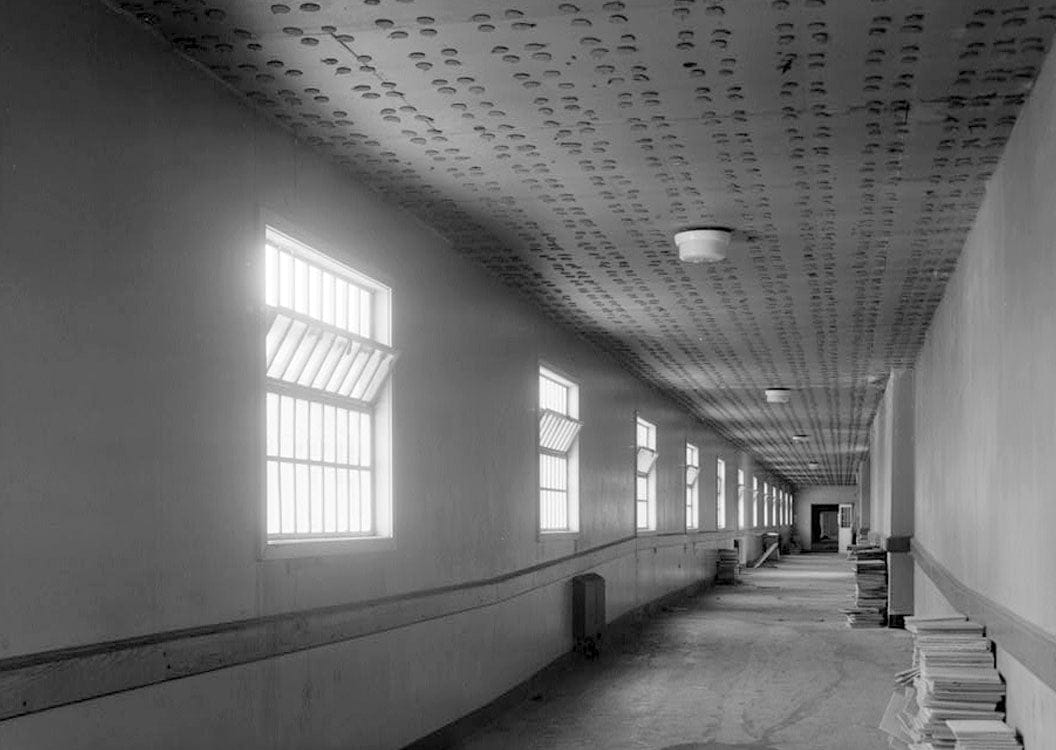 Historic Photo : Agnews State Hospital, Treatment Building, East End of Palm Drive, Santa Clara, Santa Clara County, CA 2 Photograph