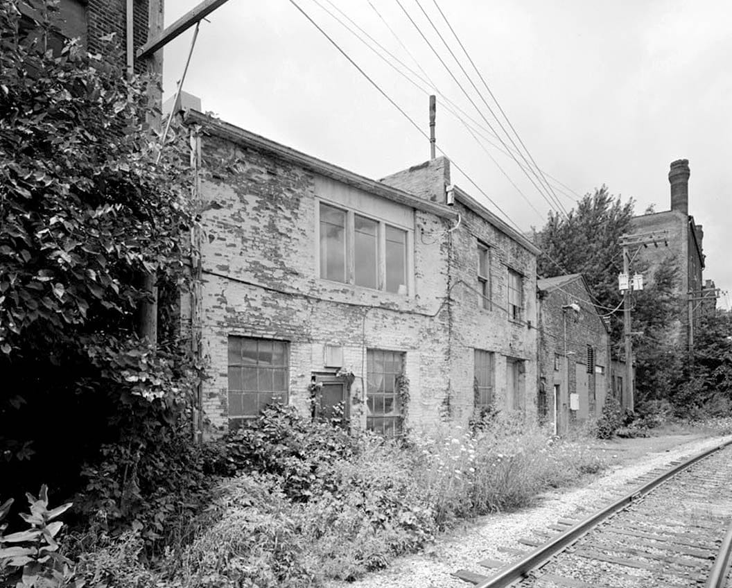 Historic Photo : Dubuque Commercial & Industrial Buildings, Dubuque, Dubuque County, IA 52 Photograph