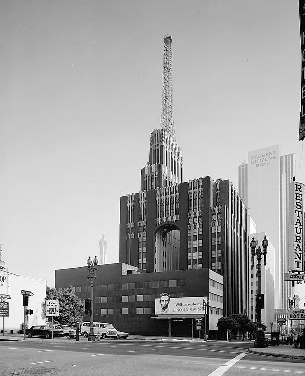 Historic Photo : Richfield Oil Building, 555 South Flower Street, Los Angeles, Los Angeles County, CA 19 Photograph
