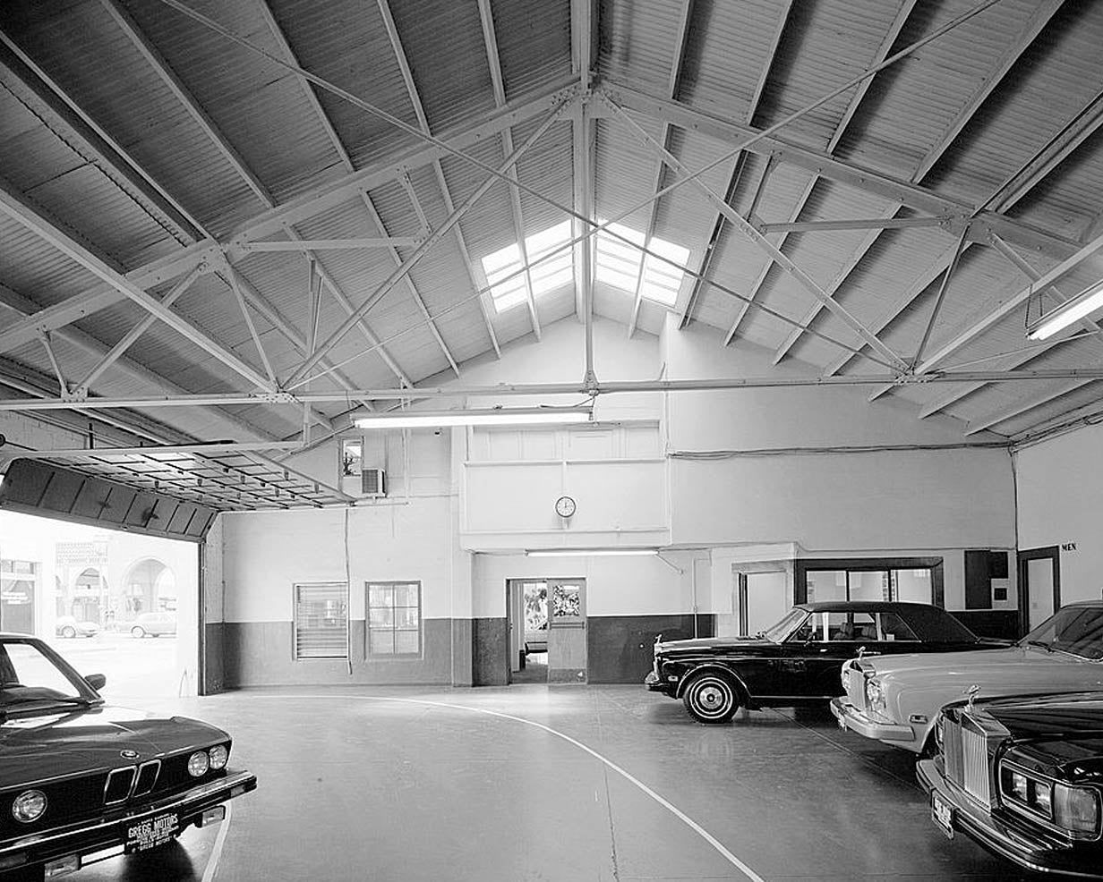 Historic Photo : V.E. Wood Auto Building, 315 State Street, Santa Barbara, Santa Barbara County, CA 4 Photograph