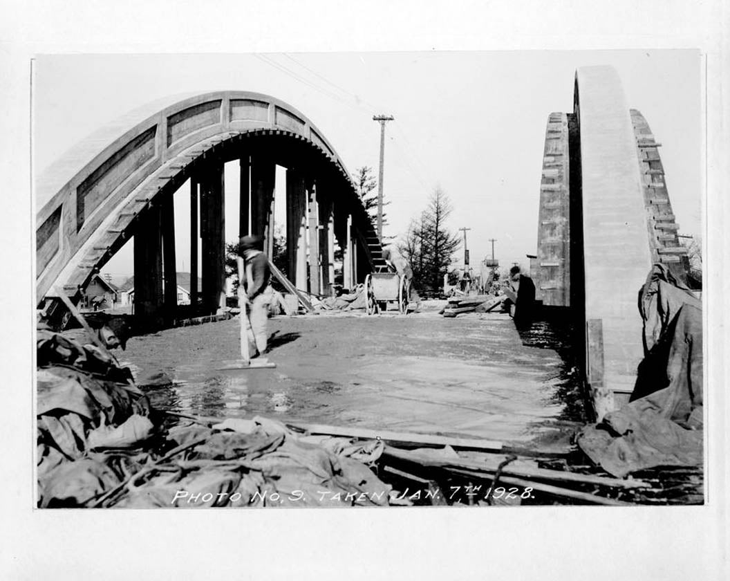 Historic Photo : Marsh Rainbow Arch Bridge, West Eighth Street North, Newton, Jasper County, IA 20 Photograph