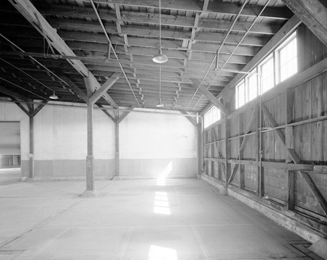 Historic Photo : Oakland Naval Supply Center, Warehouse Type A, South end of Third Street, Oakland, Alameda County, CA 1 Photograph