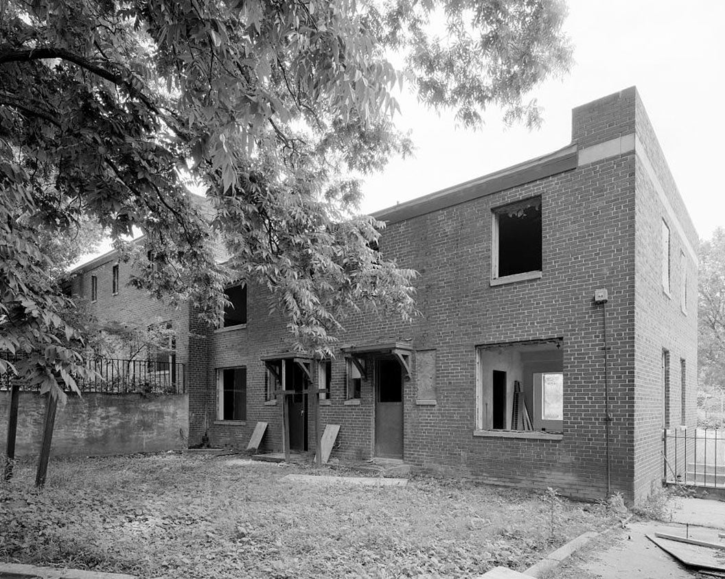 Historic Photo : Techwood Homes, Building No. 11, 115-119 Mills Street, Atlanta, Fulton County, GA 3 Photograph