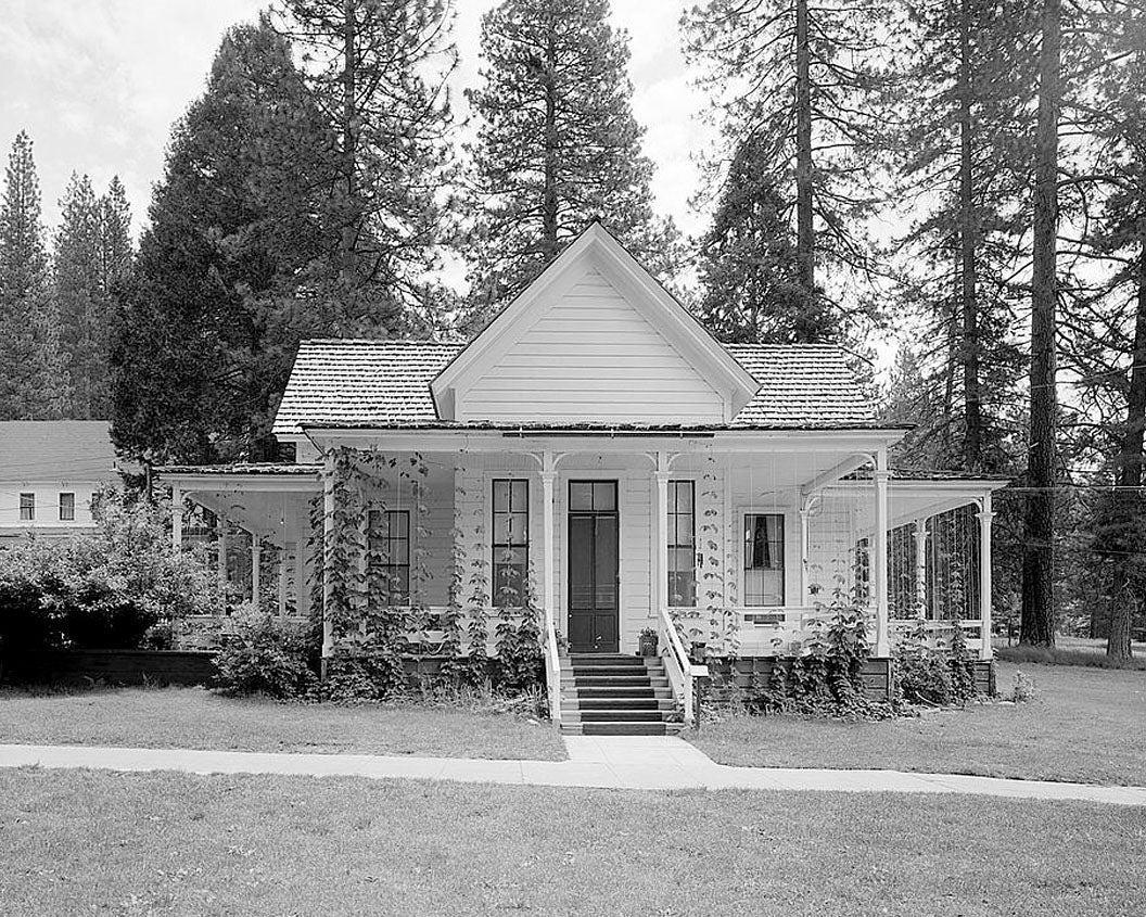 Historic Photo : Wawona Hotel, Little White, Wawona, Mariposa County, CA 2 Photograph