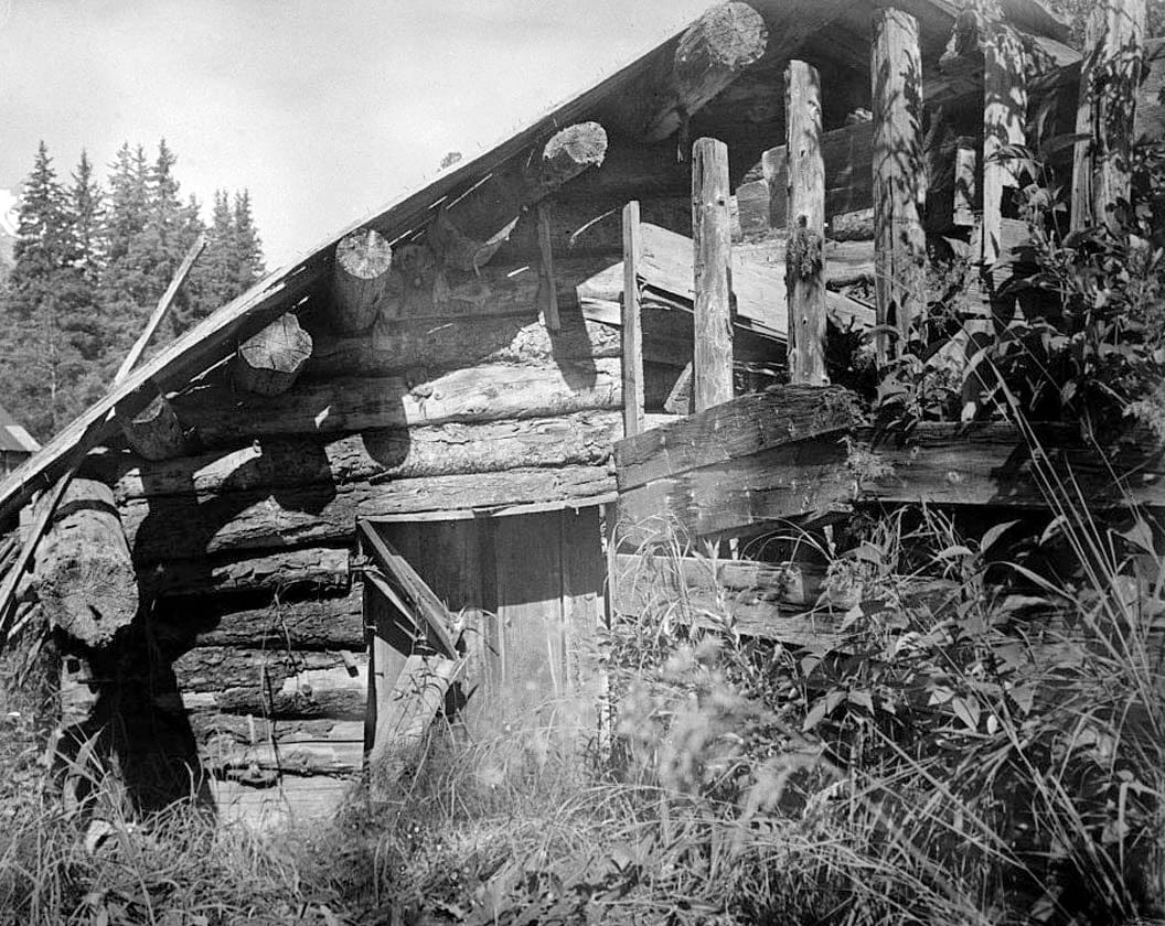 Historic Photo : Dalton Trail Post, Mile 40, Haines Highway, Haines, Haines Borough, AK 4 Photograph
