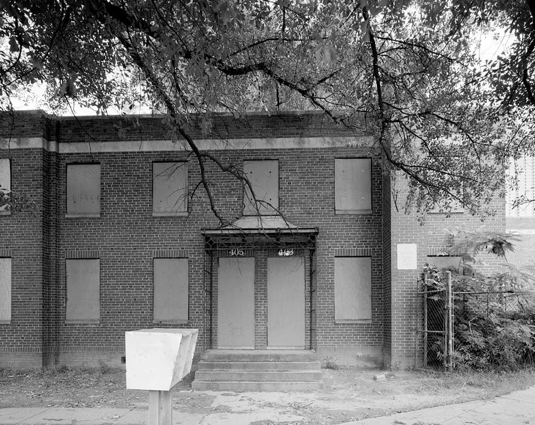Historic Photo : Techwood Homes, Building No. 10, 403-411 Techwood Drive, Atlanta, Fulton County, GA 1 Photograph