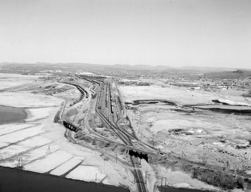 Historic Photo : Northeast Railroad Corridor, Amtrak Route between New York/Connecticut & Connecticut/Rhode Island State Lines, New Haven, New Haven County, CT 3 Photograph