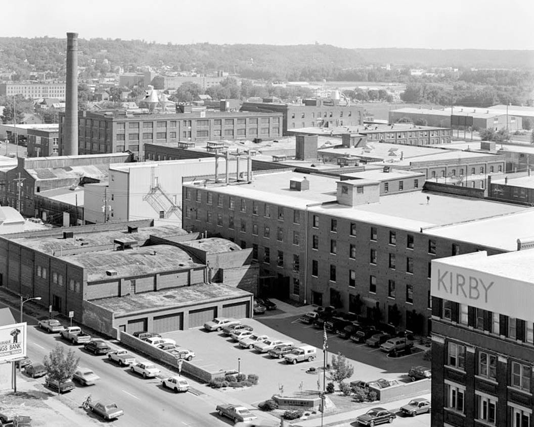 Historic Photo : Dubuque Commercial & Industrial Buildings, Dubuque, Dubuque County, IA 46 Photograph