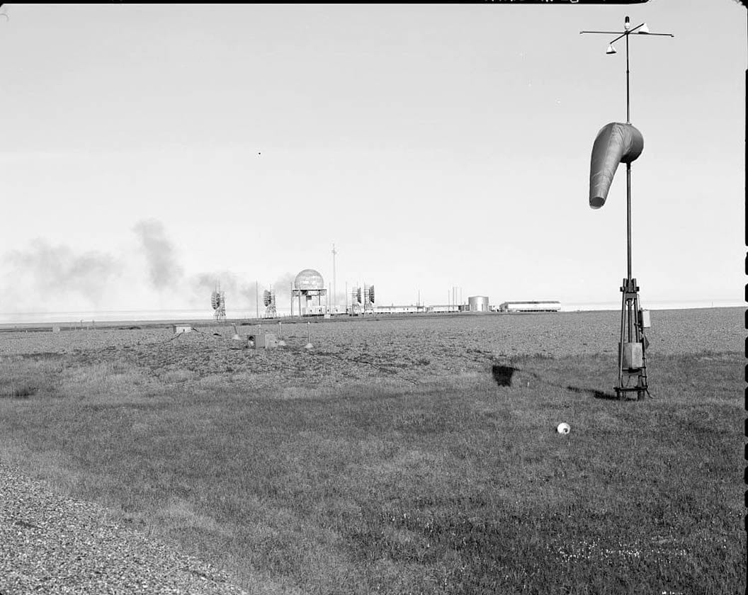 Historic Photo : POW-3 Distant Early Warning Line Station, Bullen Point, Prudhoe Bay, North Slope Borough, AK 14 Photograph