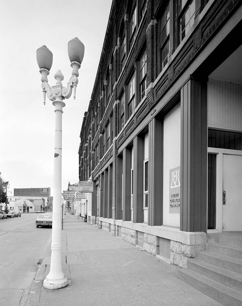 Historic Photo : Dubuque Commercial & Industrial Buildings, Dubuque, Dubuque County, IA 62 Photograph