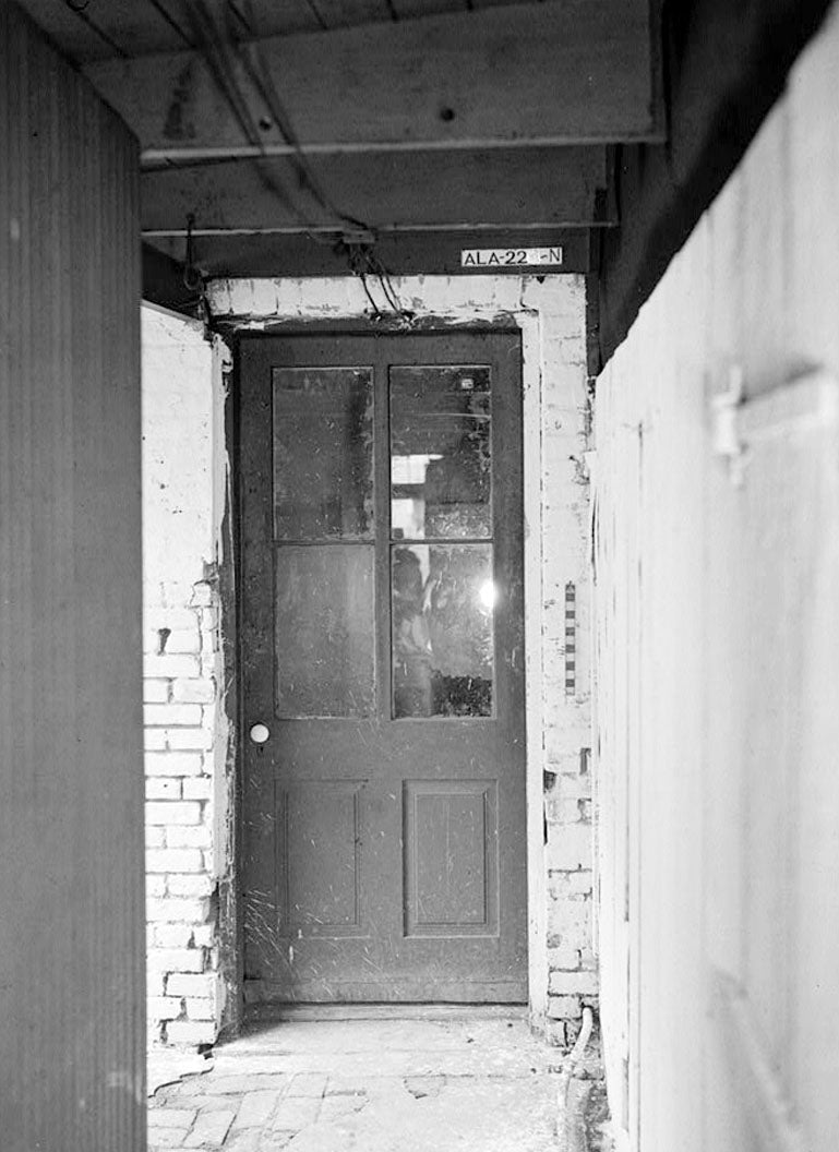 Historic Photo : Sanford-Staylor House & Servants' Quarters, 451-453 Saint Francis Street, Mobile, Mobile County, AL 8 Photograph