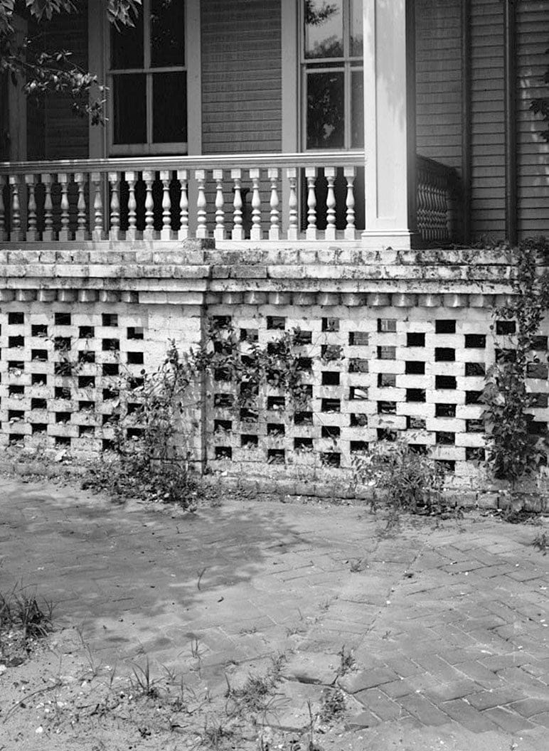 Historic Photo : Savannah Victorian Historic District, Bounded by Gwinnett, East Broad, West Broad Street & Anderson Lane, Savannah, Chatham County, GA 80 Photograph