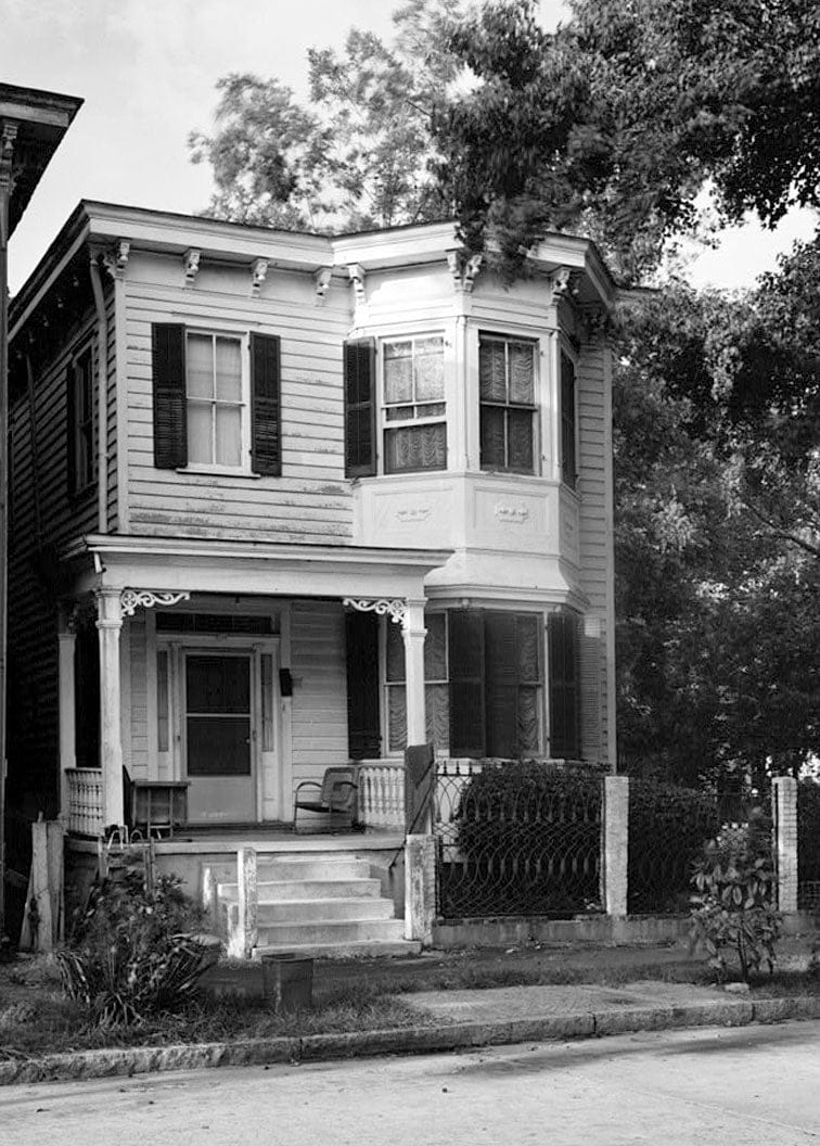Historic Photo : Savannah Victorian Historic District, Bounded by Gwinnett, East Broad, West Broad Street & Anderson Lane, Savannah, Chatham County, GA 81 Photograph