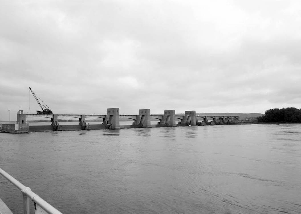 Historic Photo : Mississippi River 9-Foot Channel Project, Lock & Dam No. 12, Upper Mississippi River, Bellevue, Jackson County, IA 7 Photograph