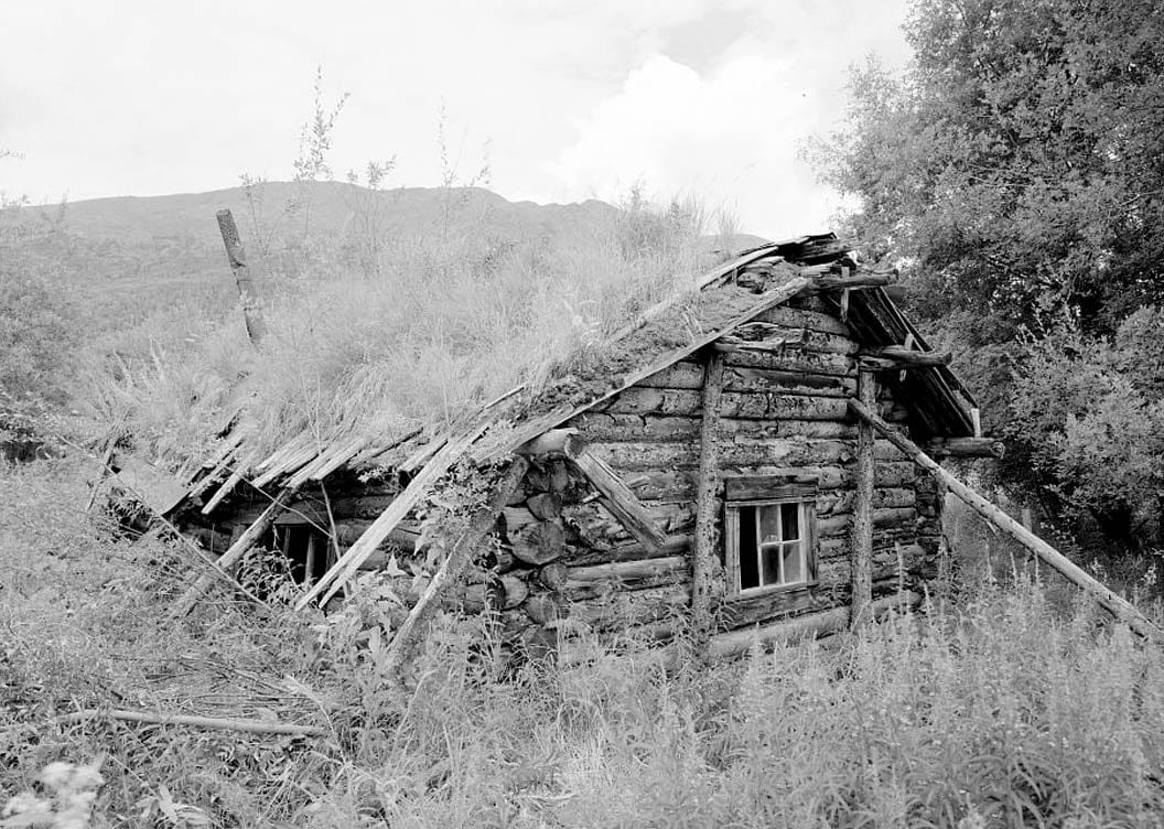 Historic Photo : James Minano Cabin, Slate Creek at Koyukuk River, Bettles Vicinity, Coldfoot, Yukon-Koyukuk Census Area, AK 2 Photograph