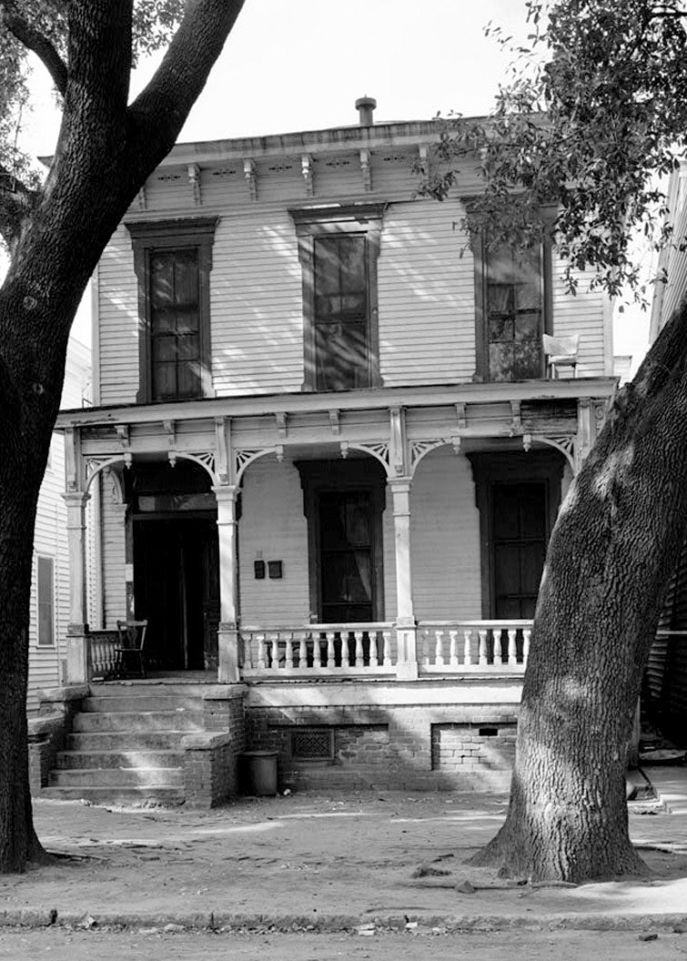 Historic Photo : Savannah Victorian Historic District, Bounded by Gwinnett, East Broad, West Broad Street & Anderson Lane, Savannah, Chatham County, GA 83 Photograph