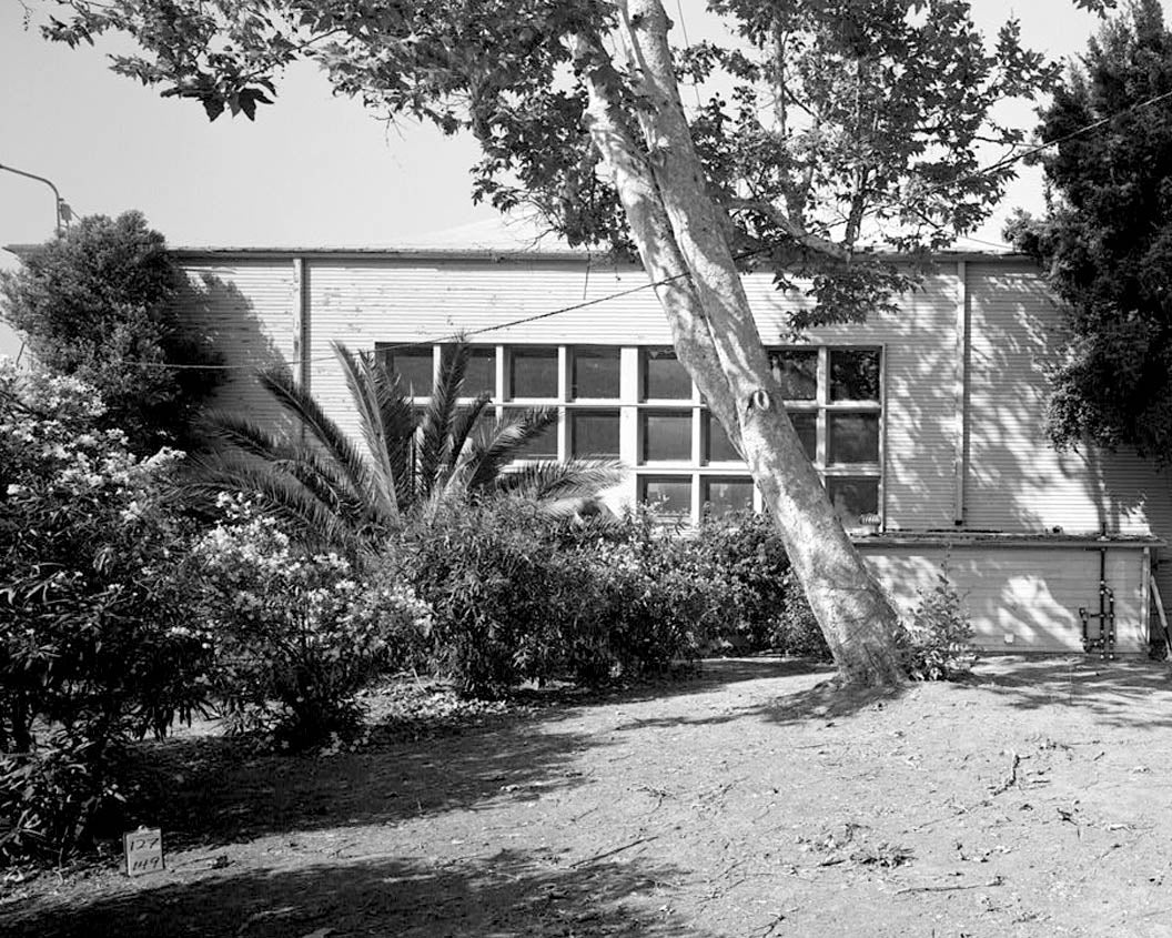 Historic Photo : Hughes Aircraft Company, Mock-Up Building, 6775 Centinela Avenue, Los Angeles, Los Angeles County, CA 6 Photograph