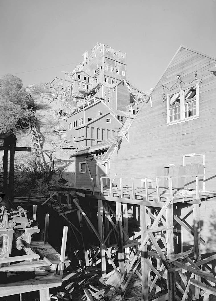 Historic Photo : Kennecott Copper Corporation, On Copper River & Northwestern Railroad, Kennicott, Valdez-Cordova Census Area, AK 62 Photograph