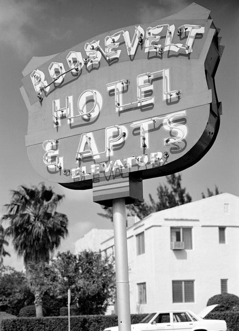 Historic Photo : Miami Beach Art Deco Historic District, Miami, Miami-Dade County, FL 35 Photograph