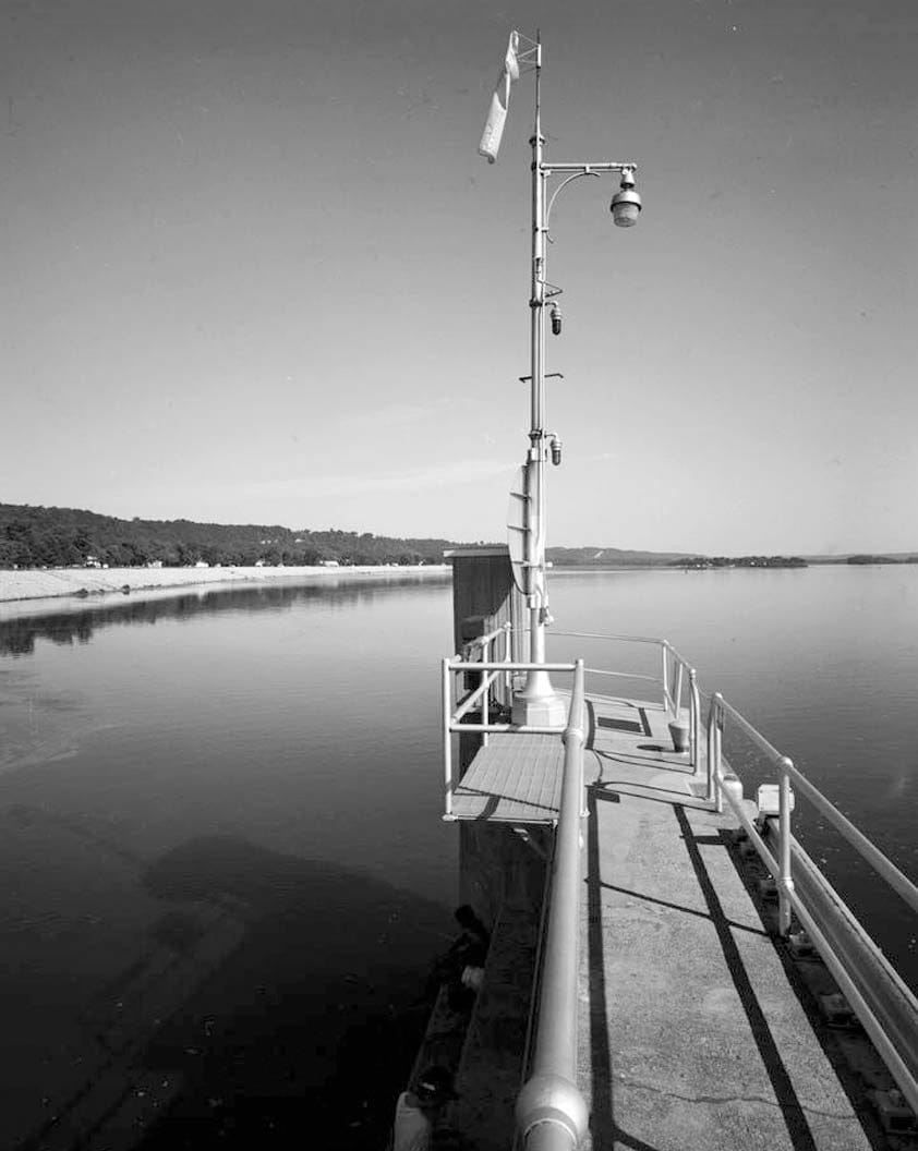 Historic Photo : Upper Mississippi River 9-Foot Channel, Lock & Dam No. 10, Guttenberg, Clayton County, IA 102 Photograph