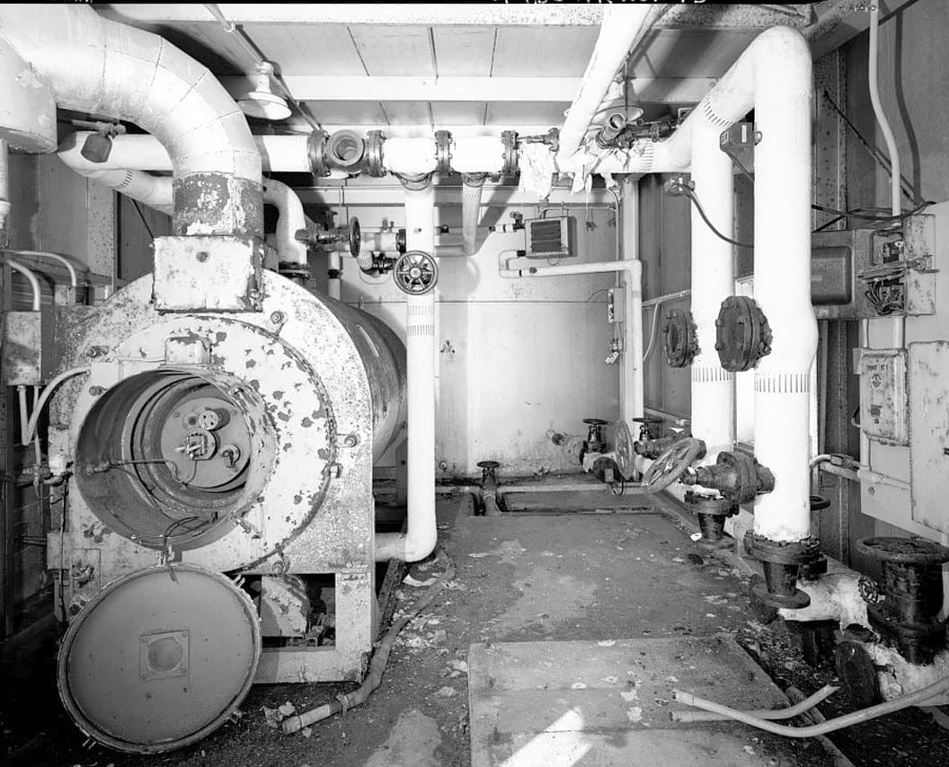 Historic Photo : POW-3 Distant Early Warning Line Station, Bullen Point, Prudhoe Bay, North Slope Borough, AK 47 Photograph