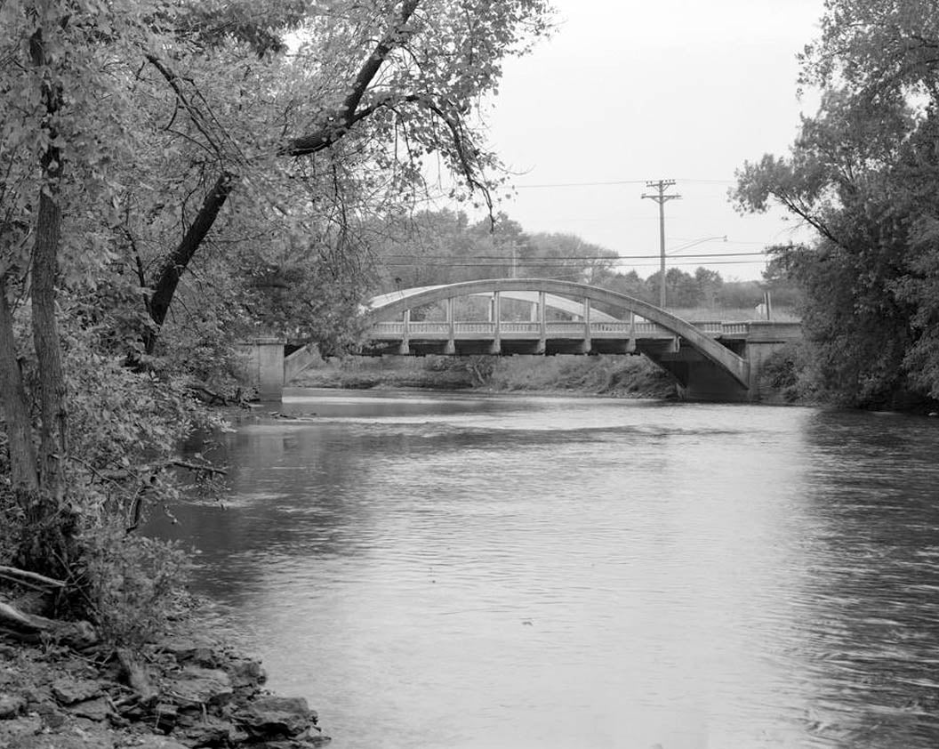 Historic Photo : Taylor Bridge, Spanning Winnebago River, U.S. Route 18, Mason City, Cerro Gordo County, IA 6 Photograph