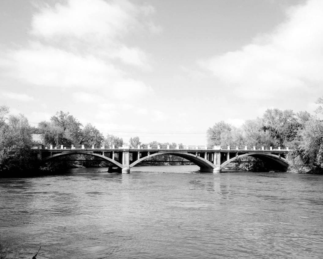 Historic Photo : Open Spandrel Bridge, Hawkeye Avenue, spanning Des Moines River, Fort Dodge, Webster County, IA 6 Photograph