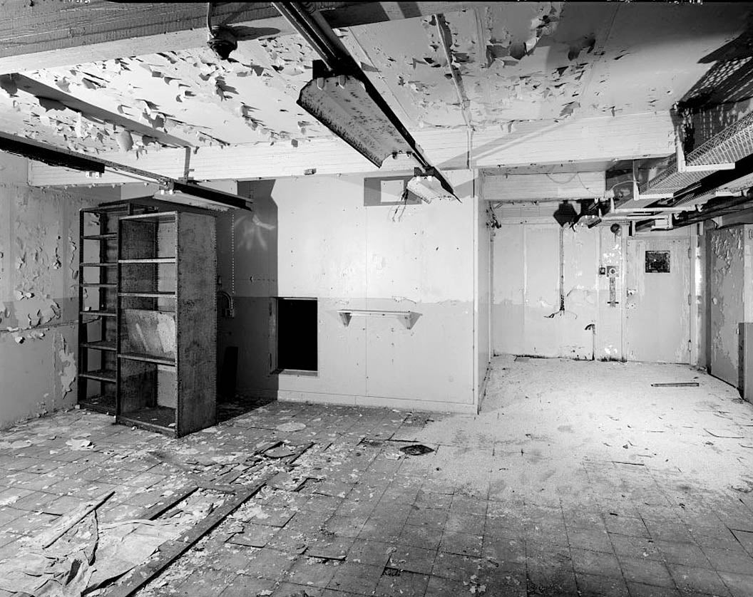 Historic Photo : POW-3 Distant Early Warning Line Station, Bullen Point, Prudhoe Bay, North Slope Borough, AK 5 Photograph