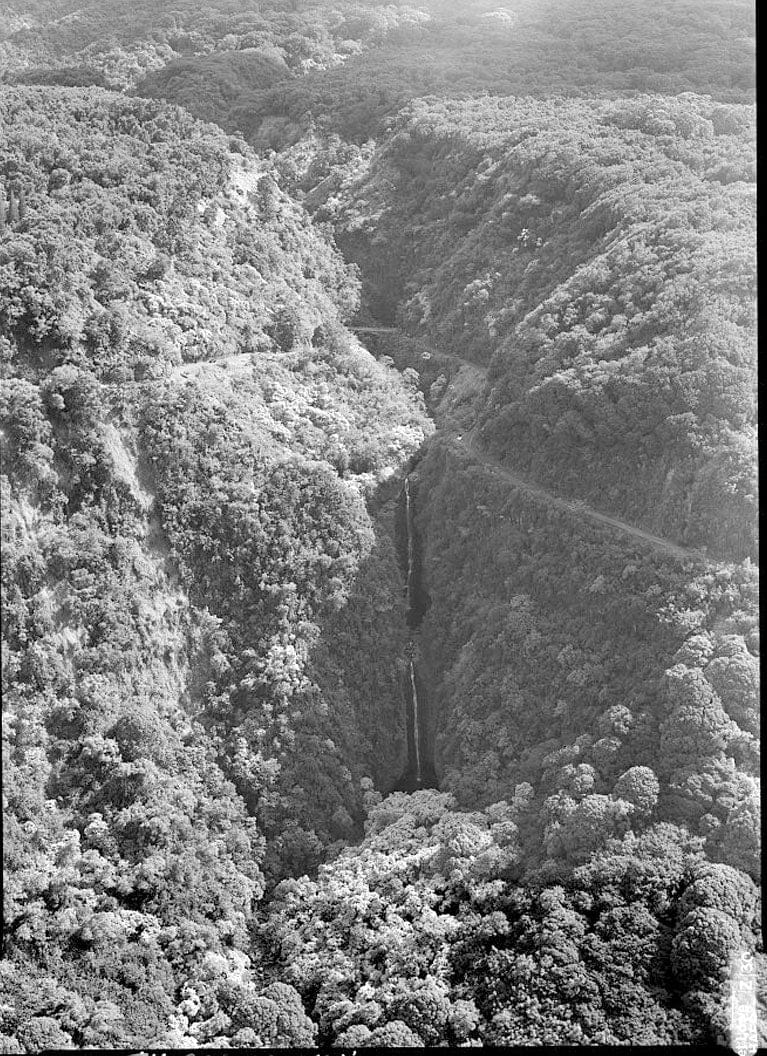 Historic Photo : Hana Belt Road, Between Haiku and Kaipahulu, Hana, Maui County, HI 68 Photograph