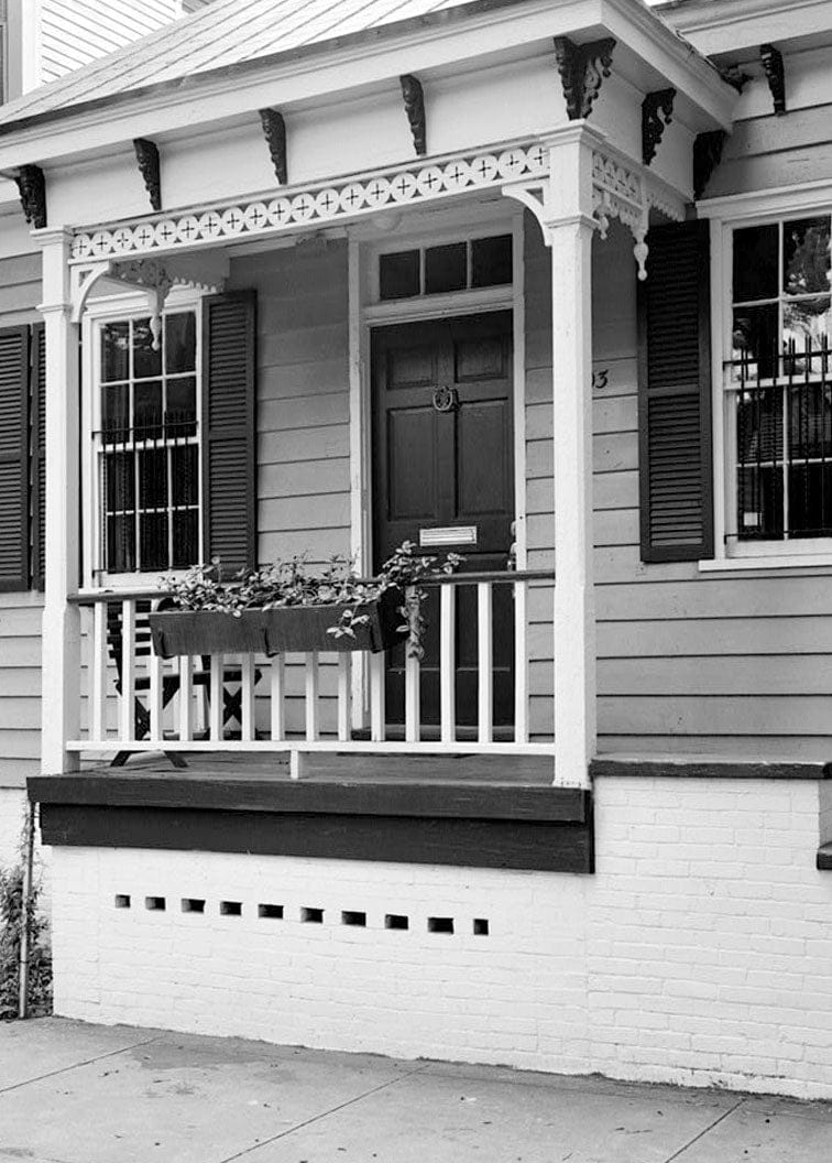 Historic Photo : Savannah Victorian Historic District, Bounded by Gwinnett, East Broad, West Broad Street & Anderson Lane, Savannah, Chatham County, GA 96 Photograph