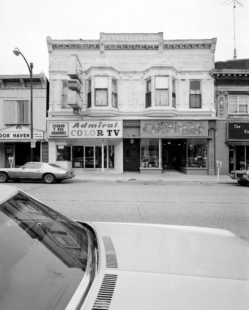 Historic Photo : Zoller Block, 119-121 South Federal Avenue, Mason City, Cerro Gordo County, IA 3 Photograph