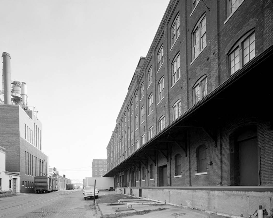 Historic Photo : Dubuque Commercial & Industrial Buildings, Dubuque, Dubuque County, IA 34 Photograph