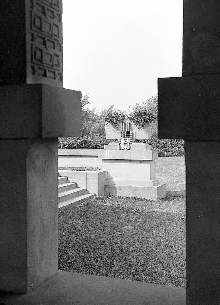 Historic Photo : Hollyhock House, 4800 Hollywood Boulevard, Los Angeles, Los Angeles County, CA 8 Photograph