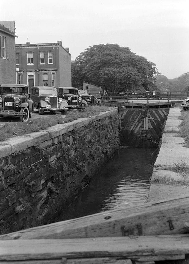 Historic Photo : Chesapeake & Ohio Canal, Georgetown Section, East & West parallel to M Street Northwest, Washington, District of Columbia, DC 9 Photograph