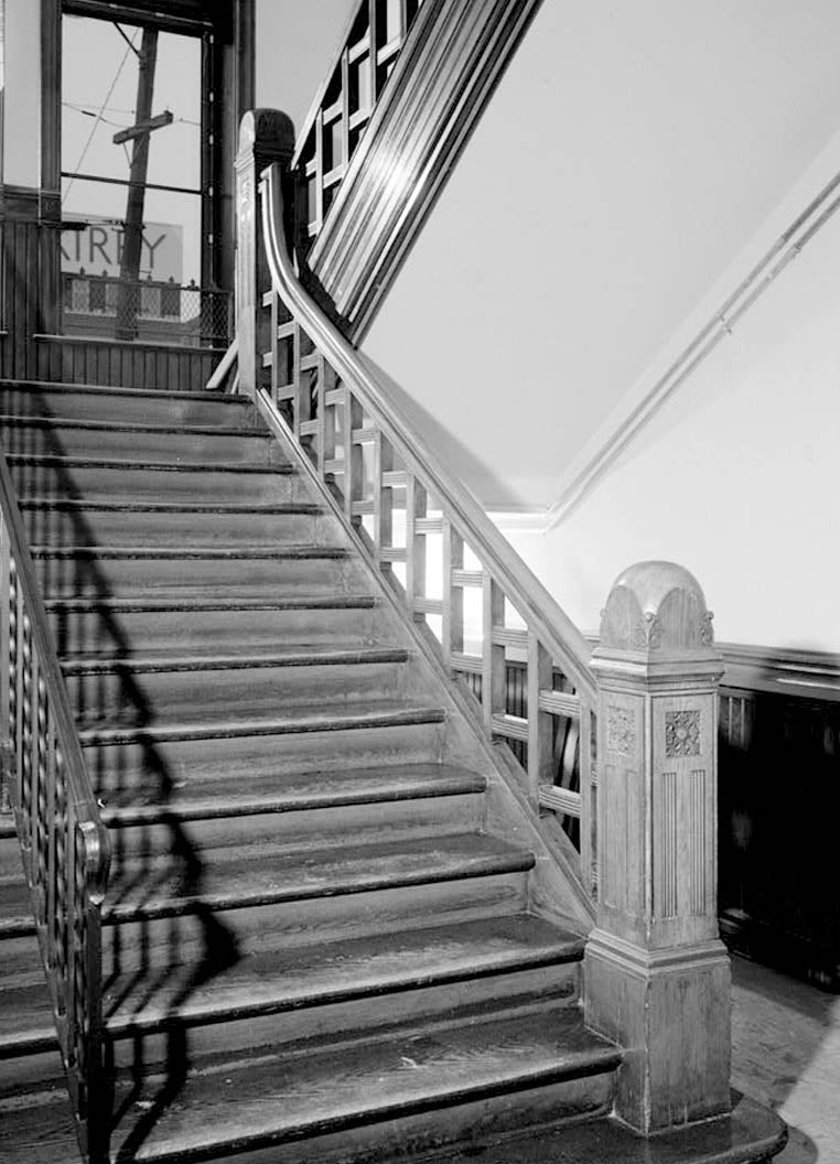 Historic Photo : Dubuque County Courthouse, 720 Central Avenue, Dubuque, Dubuque County, IA 3 Photograph